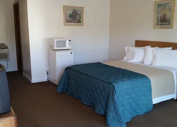 Surfside Motel hotel thumbnail 7