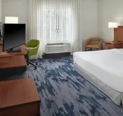 Fairfield Inn and Suites by Marriott Charlotte Airport hotel detail image 7