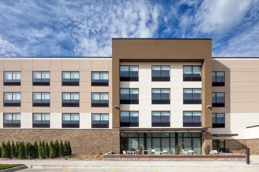 Holiday Inn Express & Suites East Peoria - Riverfront by IHG hotel detail image 6