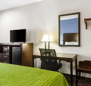 Econo Lodge Bryan TX hotel detail image 3