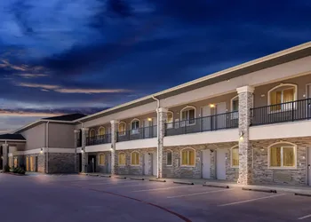 Econo Lodge hotel thumbnail 5