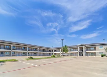Econo Lodge hotel thumbnail 8