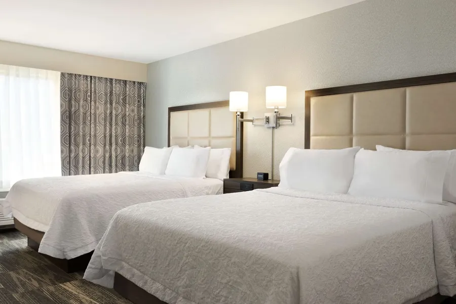 Hampton Inn & Suites Niles/Warren hotel detail image 6