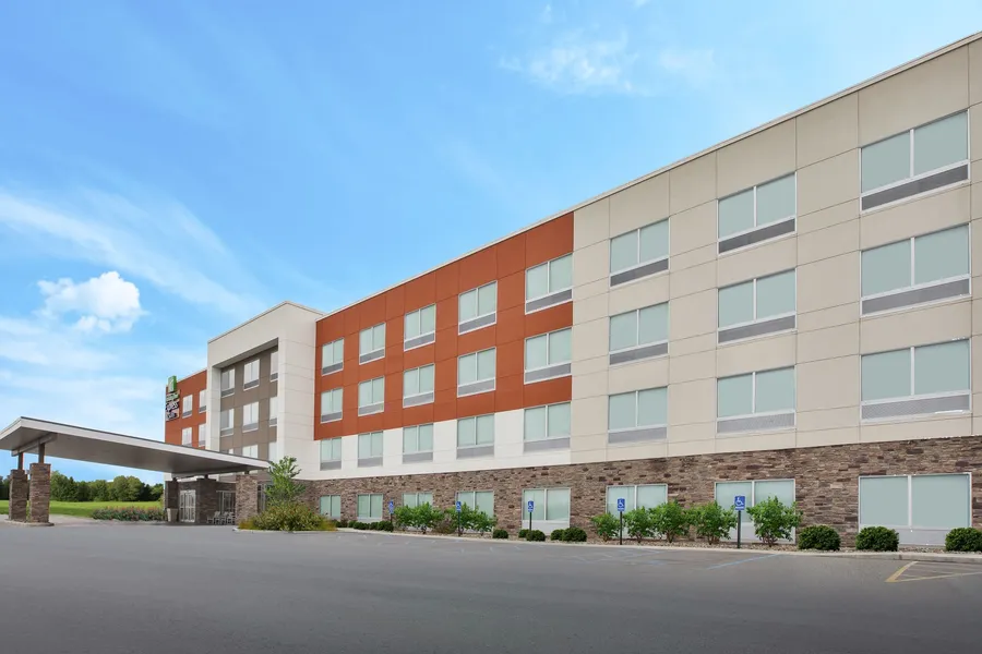 Holiday Inn Express & Suites Parkersburg East by IHG hotel detail image 2