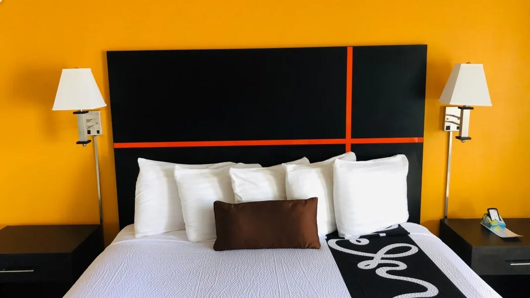 Chaparral Motor Inn hotel detail image 6