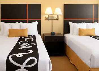 Chaparral Motor Inn hotel thumbnail 7