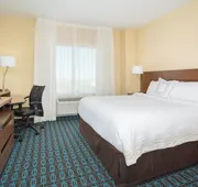 Fairfield Inn & Suites by Marriott Burlington hotel detail image 7
