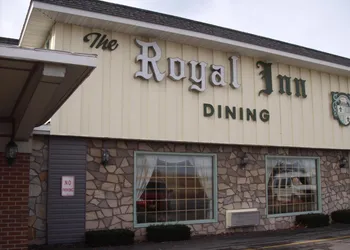 The Royal Inn hotel thumbnail 2