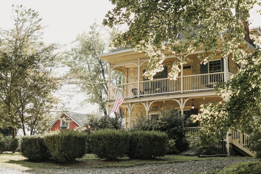 Fallen Tree Farm Bed & Breakfast hotel detail image 2