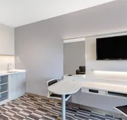 Microtel Inn & Suites By Wyndham Perry hotel detail image 7