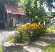 Lily Garden Bed and Breakfast hotel detail image 3