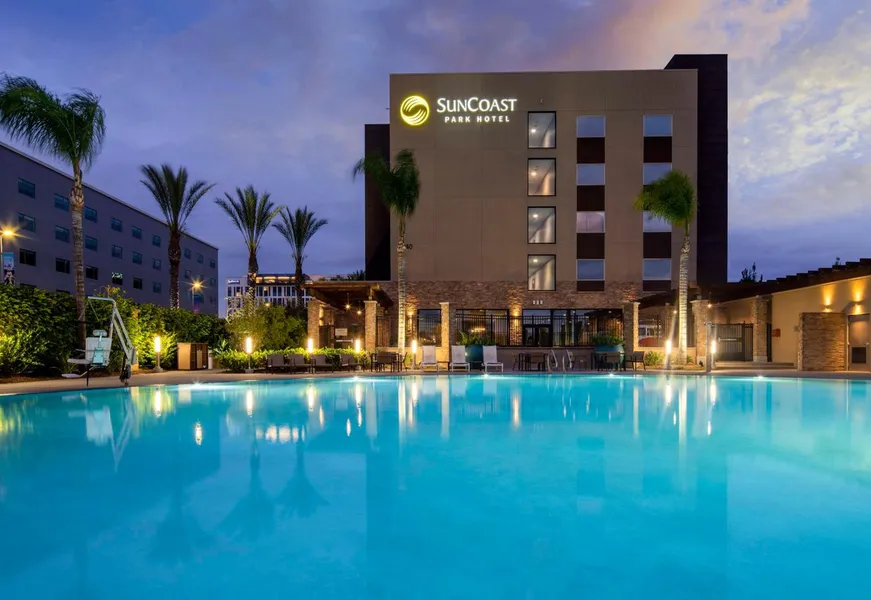 SunCoast Park Hotel Anaheim Resort, Tapestry by Hilton hotel detail image 2