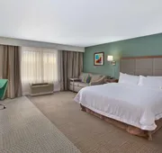 Hampton Inn & Suites Alliance hotel detail image 7