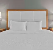 Hampton Inn & Suites Columbus Scioto Downs hotel detail image 5