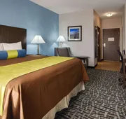 Best Western Plus Lonestar Inn & Suites hotel detail image 5