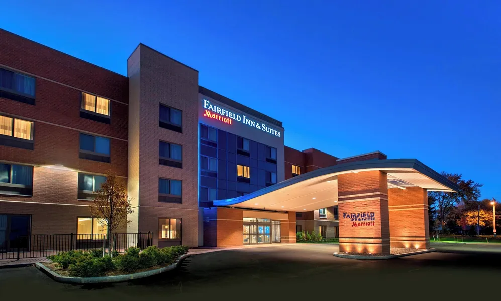 Fairfield Inn and Suites by Marriott Syracuse Carrier Circle hotel detail image 2