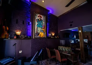 Symphony Hotel & Restaurant hotel thumbnail 5