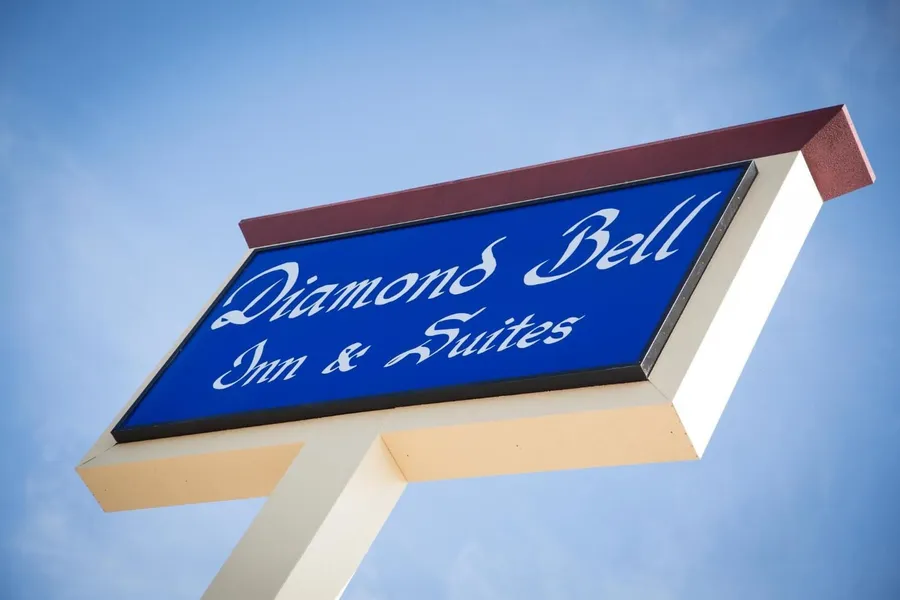 Diamond Bell Inn & Suites hotel detail image 2
