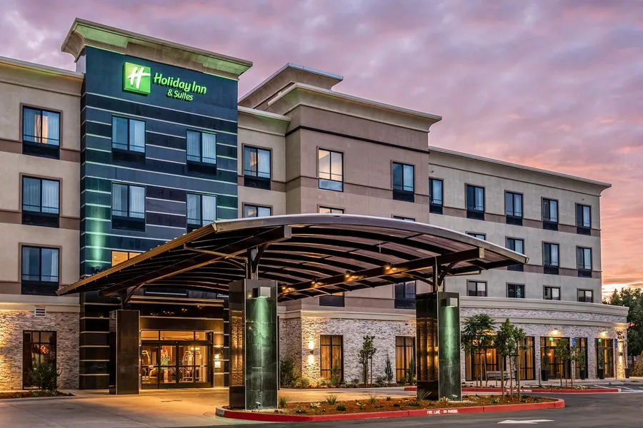 Holiday Inn & Suites Silicon Valley - Milpitas by IHG hotel detail image 2