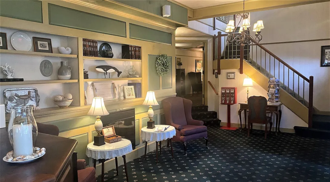 Lamie's Inn and The Old Salt Restaurant hotel detail image 6
