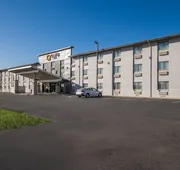 Quality Inn - Denton hotel detail image 4