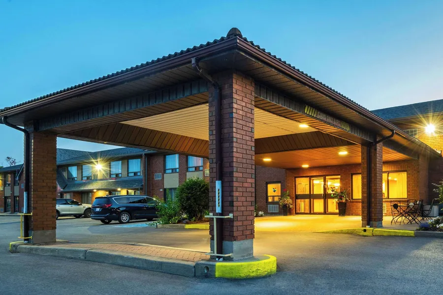 Comfort Inn Highway 401 hotel detail image 2