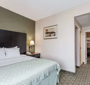Ramada by Wyndham Newburgh/West Point hotel detail image 5