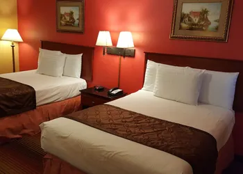 Americas Best Value Inn Smithtown Long Island hotel thumbnail 5