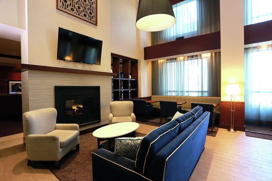 Hampton Inn & Suites by Hilton Laval hotel detail image 2