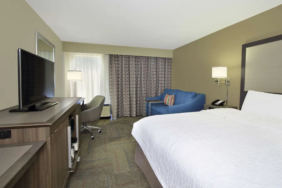 Hampton Inn Madison hotel detail image 6