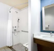 Hilton Garden Inn Islip/MacArthur Airport hotel detail image 3