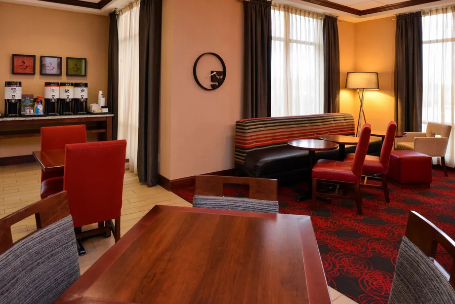 Hampton Inn by Hilton Lincoln hotel detail image 2