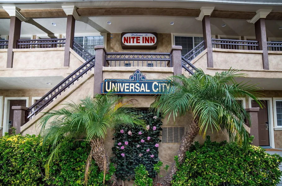 Nite Inn - Walking Distance to Universal Studios Hollywood hotel detail image 2