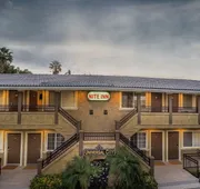 Nite Inn - Walking Distance to Universal Studios Hollywood hotel detail image 4
