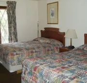 Budget Inn & Suites hotel detail image 5