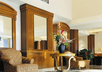 Embassy Suites Baltimore Inner Harbor hotel thumbnail 3