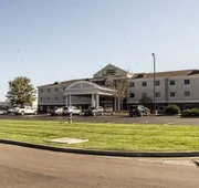 Holiday Inn Express & Suites Sedalia by IHG hotel detail image 3