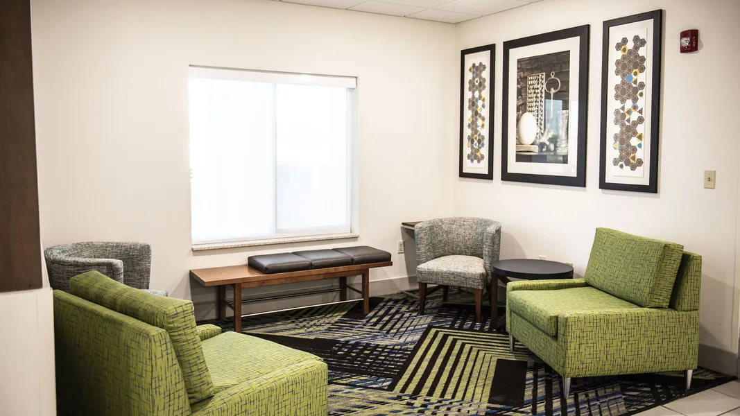 Holiday Inn Express & Suites Sedalia by IHG hotel detail image 6
