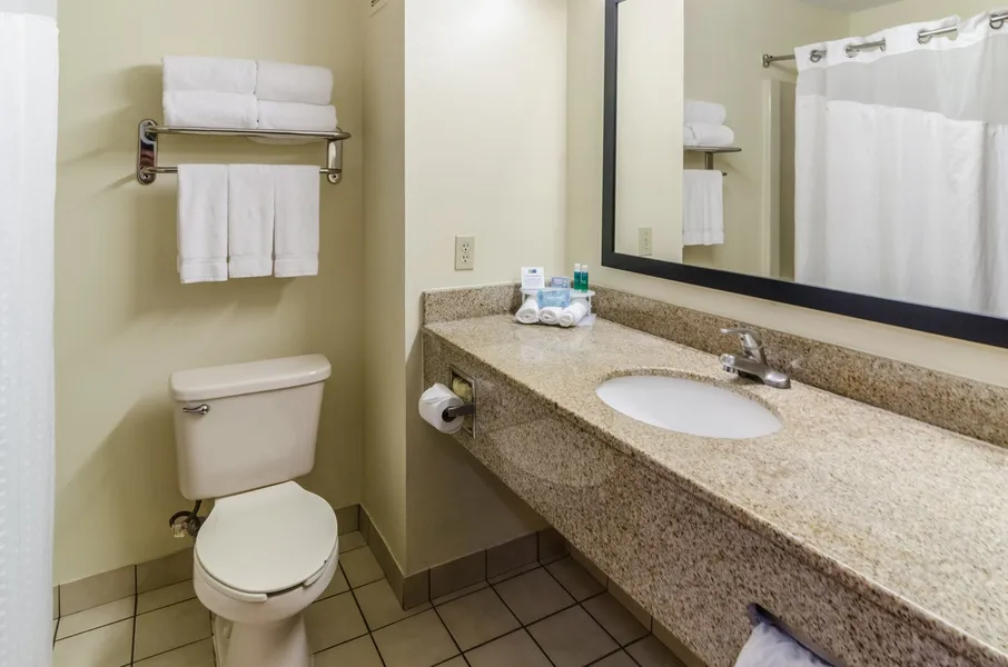 Holiday Inn Express & Suites Vinita by IHG hotel detail image 6