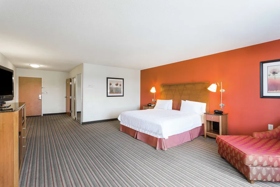 Hampton Inn Petersburg-Southpark Mall hotel detail image 6