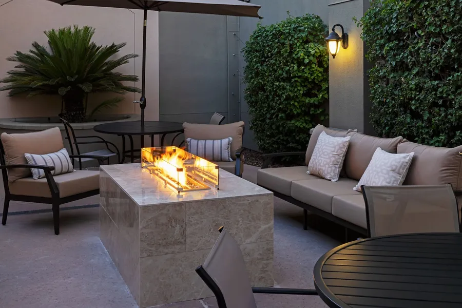 Courtyard by Marriott Baldwin Park hotel detail image 2