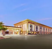 Hampton Inn Collinsville hotel detail image 3