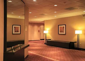 Holiday Inn Express Chicago-Palatine hotel thumbnail 6