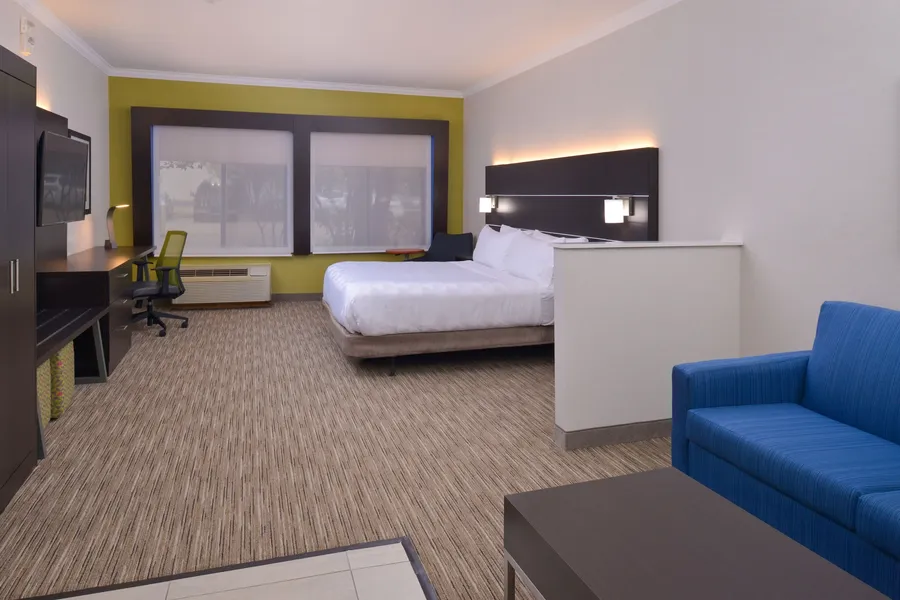 Holiday Inn Express & Suites Austin NW - Lakeline by IHG hotel detail image 6