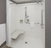 Holiday Inn Express & Suites Riverhead - Long Island by IHG hotel detail image 5