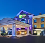 Holiday Inn Express & Suites Warminster - Horsham by IHG hotel detail image 4
