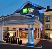 Holiday Inn Express & Suites Warminster - Horsham by IHG hotel detail image 5