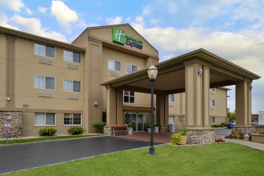 Holiday Inn Express & Suites St Joseph by IHG hotel detail image 2