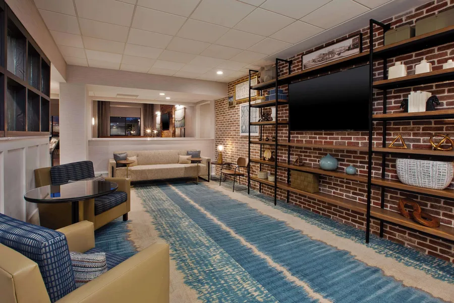 Hampton Inn & Suites Spartanburg-I-26-Westgate Mall hotel detail image 2