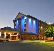 Holiday Inn Express Breezewood by IHG hotel detail image 5
